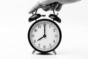 Read more about the article How to Set Up a Clock-In Clock-Out System at Work